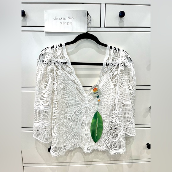 Farm Rio Blouse - Picture 3 of 5